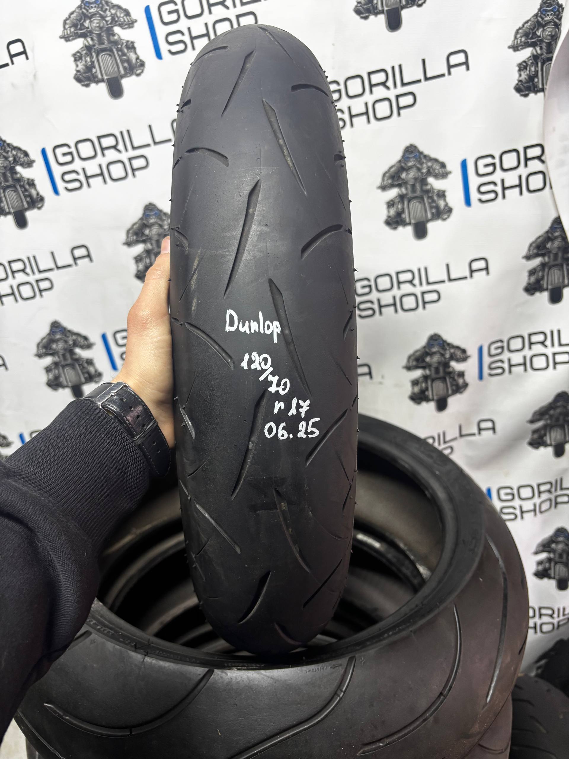 Dunlop120/70 r17